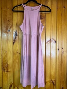 Kohl's Blush Pink Ribbed Halter Midi Dress